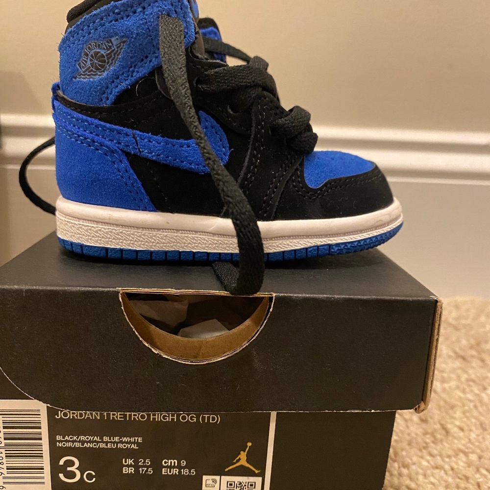 Jordan 1Blue and Black